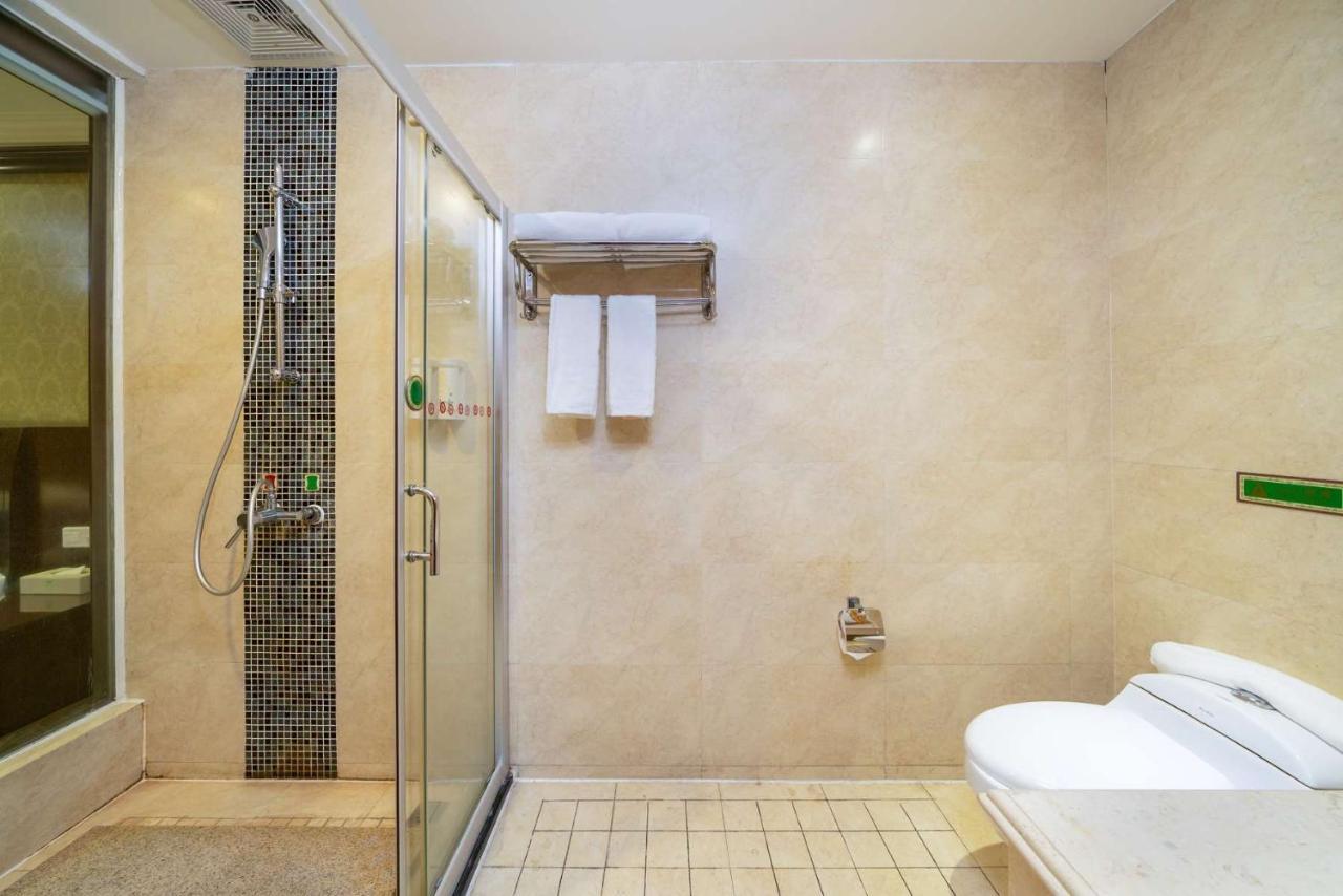 Vienna Hotel Dongguan Houjie Exhibition Center エクステリア 写真