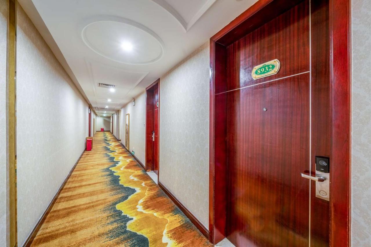 Vienna Hotel Dongguan Houjie Exhibition Center エクステリア 写真